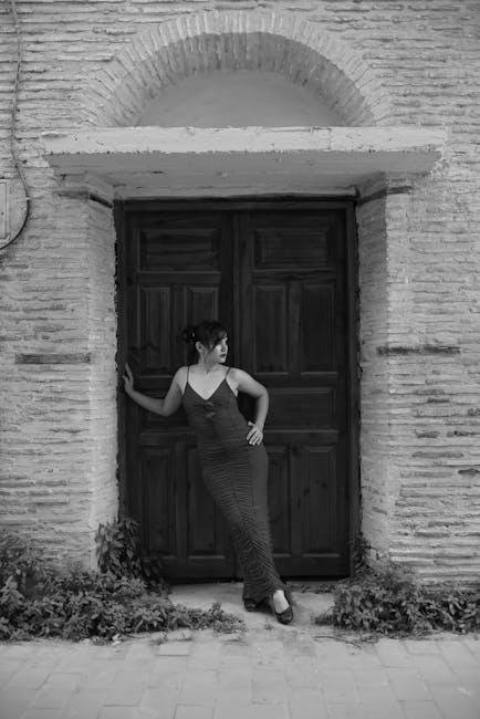 Exploring the Power of Monochrome in Urban Fashion