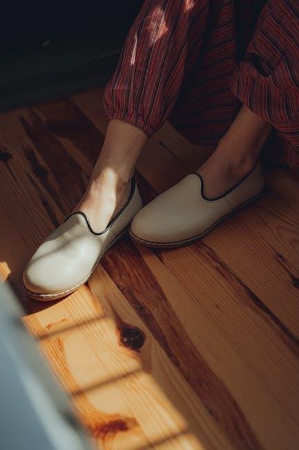 Comfort Meets fashion: Footwear Choices That Bridge the Gap from Work to Play